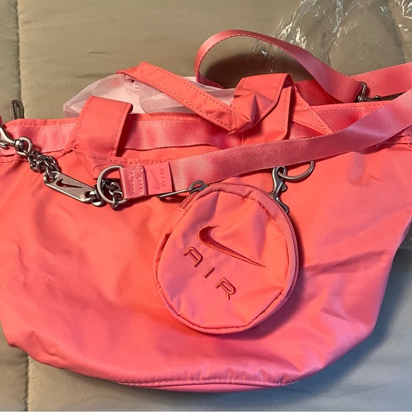 Nike Sportswear Air Futura Luxe Tote - Picture 2 of 3